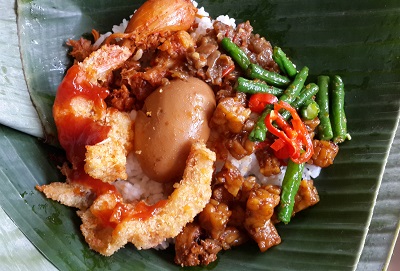 Nasi Bali Bungkus Daun